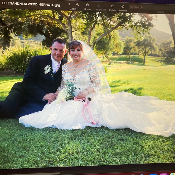 UNIQUE HIGH-LOW BRIDAL DRESS:14/16: - Picture 15 of 16